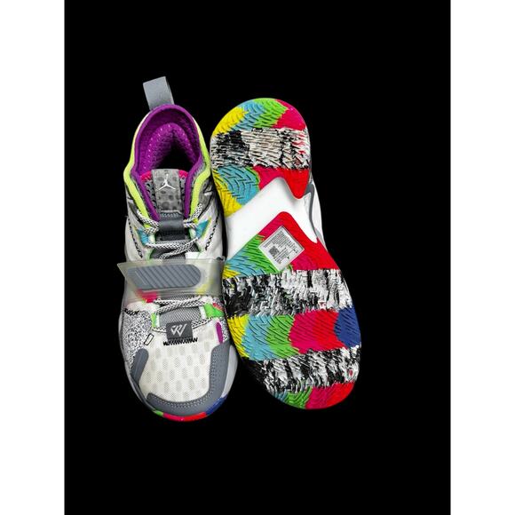Nike
Jordan Russell Westbrook "Why Not?" Zer0.3 
White-Cool Grey 
Size 8 - Picture 3 of 16
